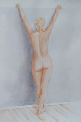 girl_standing_against_wall