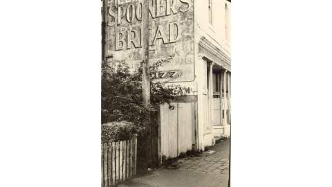 spooner_s_sign_1920px